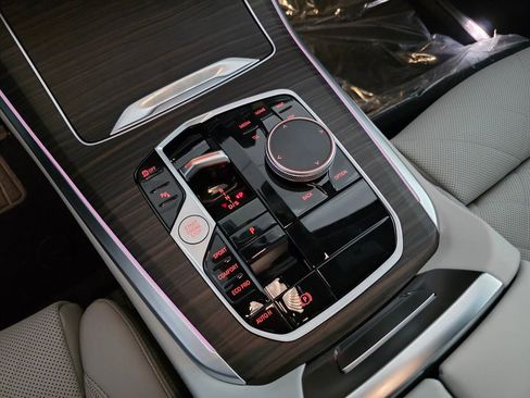 New 2026 BMW X5 sDrive40i RWD image 15