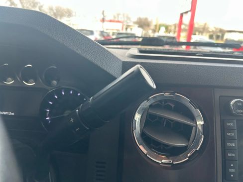 Used 2011 Ford F250 Lariat w/ Lariat Ultimate Pkg image 24