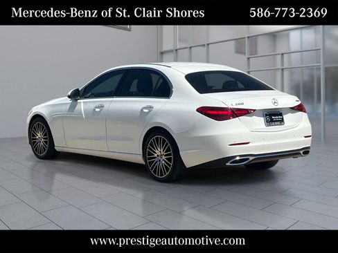Used 2024 Mercedes-Benz C 300 4MATIC Sedan image 3