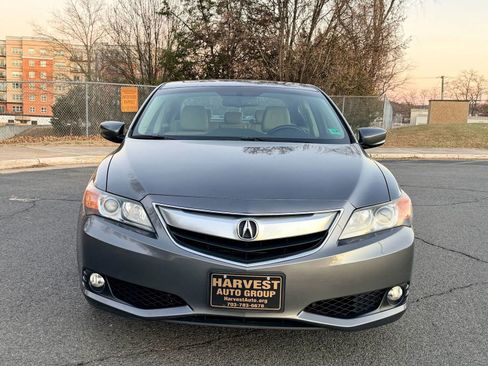 Used 2014 Acura ILX w/ Technology Package image 3