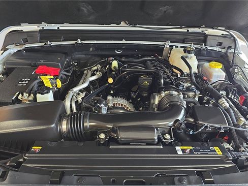 Used 2022 Jeep Wrangler Unlimited Sport AWD/4WD image 26