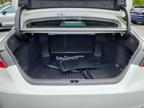 Used 2019 Toyota Camry XSE w/ Navigation Package FWD image 28