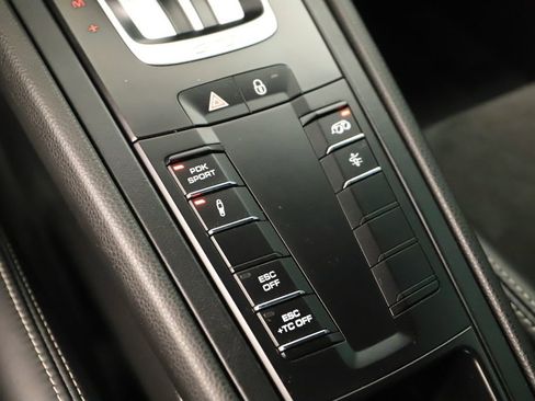Used 2018 Porsche 911 GT3 RWD image 27