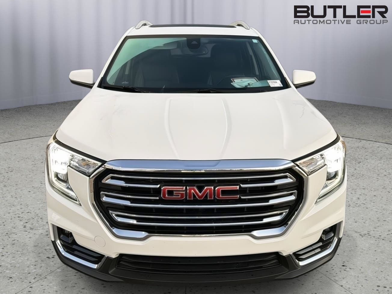 Used 2023 GMC Terrain SLT FWD image 9