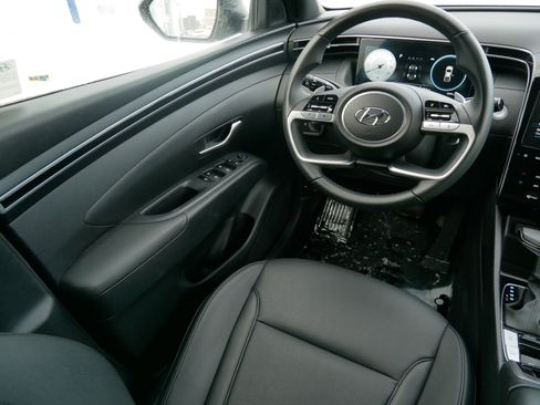 Used 2024 Hyundai Santa Cruz XRT image 9