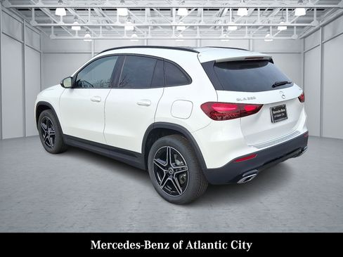 New 2026 Mercedes-Benz GLA 250 4MATIC image 3