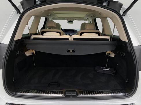 Certified 2026 Mercedes-Benz GLS 450 4MATIC image 6