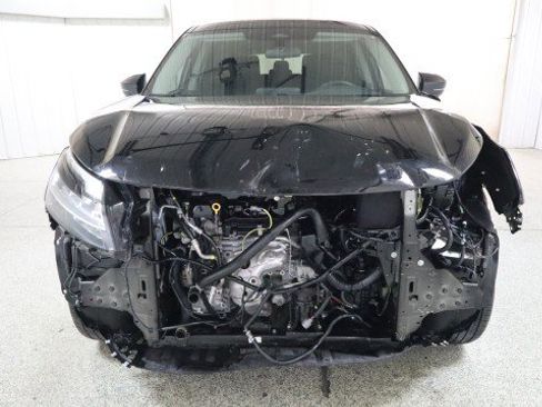 Used 2022 Nissan Pathfinder S AWD/4WD image 7
