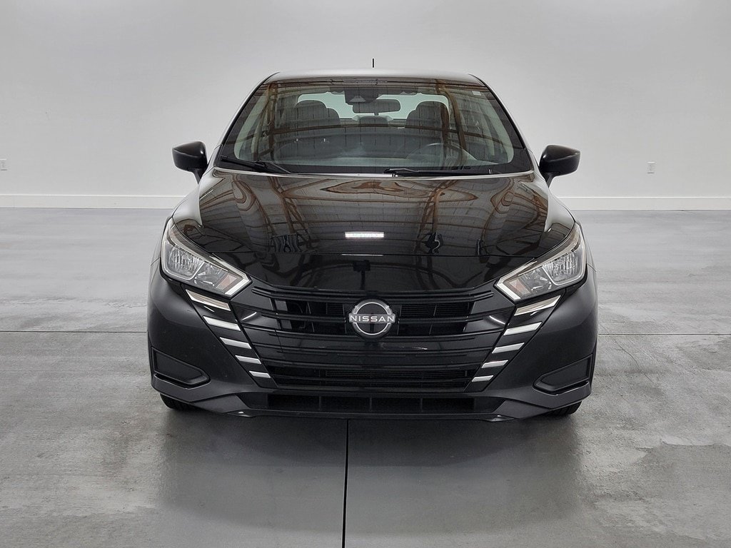 Used 2024 Nissan Versa S w/ Trunk Package FWD image 3