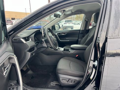 Used 2024 Toyota RAV4 XLE image 22