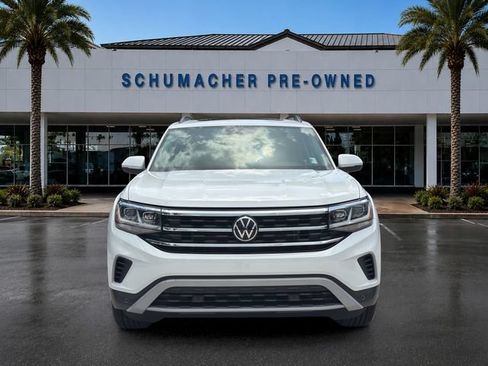 Certified 2022 Volkswagen Atlas SE FWD image 2