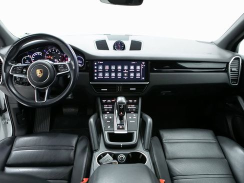 Certified 2023 Porsche Cayenne image 13