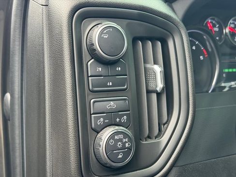 Used 2023 Chevrolet Silverado 2500 Custom w/ Custom Value Package AWD/4WD image 15