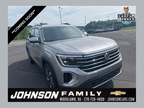 Used 2025 Volkswagen Atlas SE AWD/4WD image 1