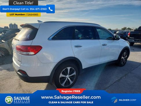 Used 2017 Kia Sorento EX image 4