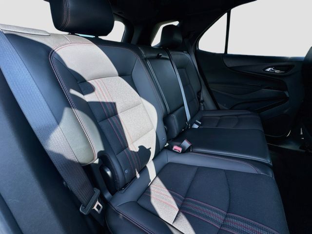 Used 2022 Chevrolet Equinox RS AWD/4WD image 31