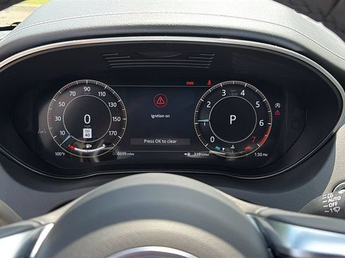 Used 2024 Jaguar E-PACE R-Dynamic SE AWD/4WD image 15