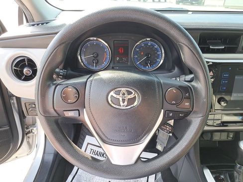 Used 2019 Toyota Corolla LE image 17