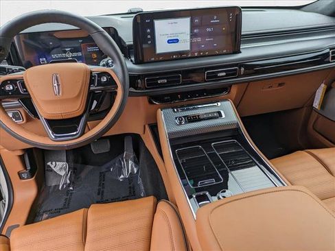 New 2025 Lincoln Aviator Black Label image 13