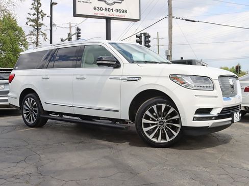 Used 2020 Lincoln Navigator L Reserve w/ Luxury Package AWD/4WD image 2