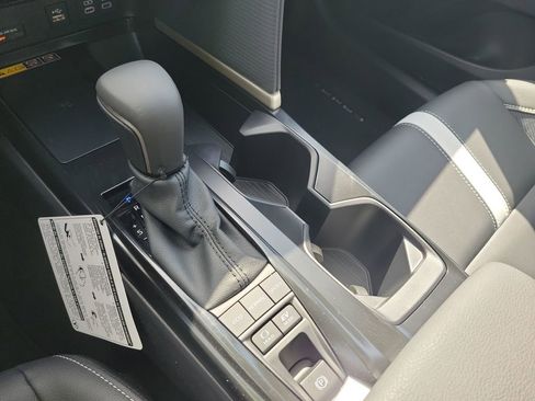 New 2026 Toyota Camry SE image 18