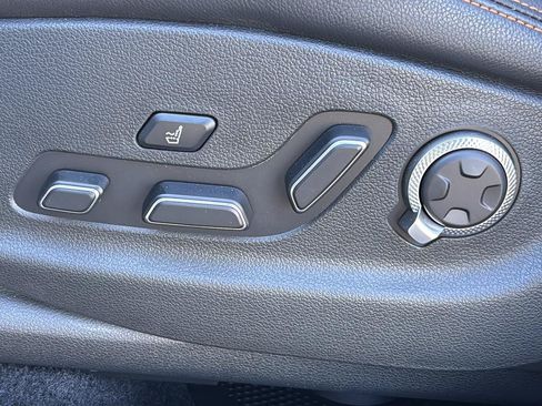 Certified 2026 Genesis GV70 3.5T Sport Advanced AWD/4WD image 15