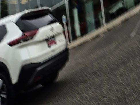Used 2023 Nissan Rogue SL w/ SL Premium Package AWD/4WD image 7