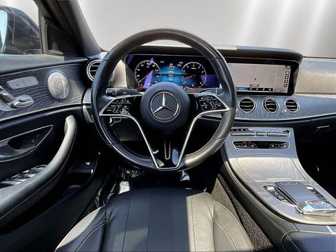 Used 2021 Mercedes-Benz E 350 4MATIC Sedan image 8