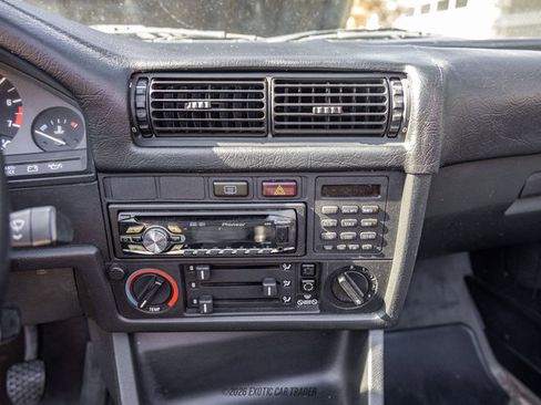 Used 1989 BMW 325i Convertible RWD image 31