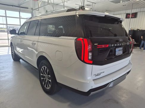 Used 2025 Ford Expedition Max Platinum AWD/4WD image 5