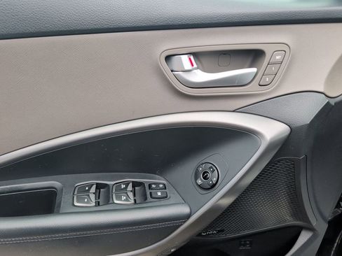 Used 2015 Hyundai Santa Fe Limited w/ Option Group 04 image 10