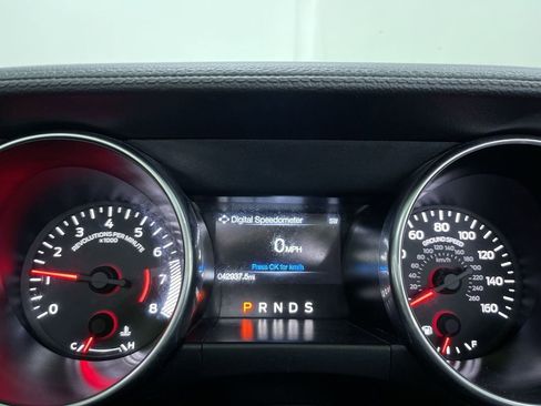 Used 2022 Ford Mustang Premium image 18