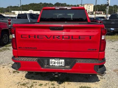 Used 2022 Chevrolet Silverado 1500 RST w/ LPO, Blackout Package RWD image 5