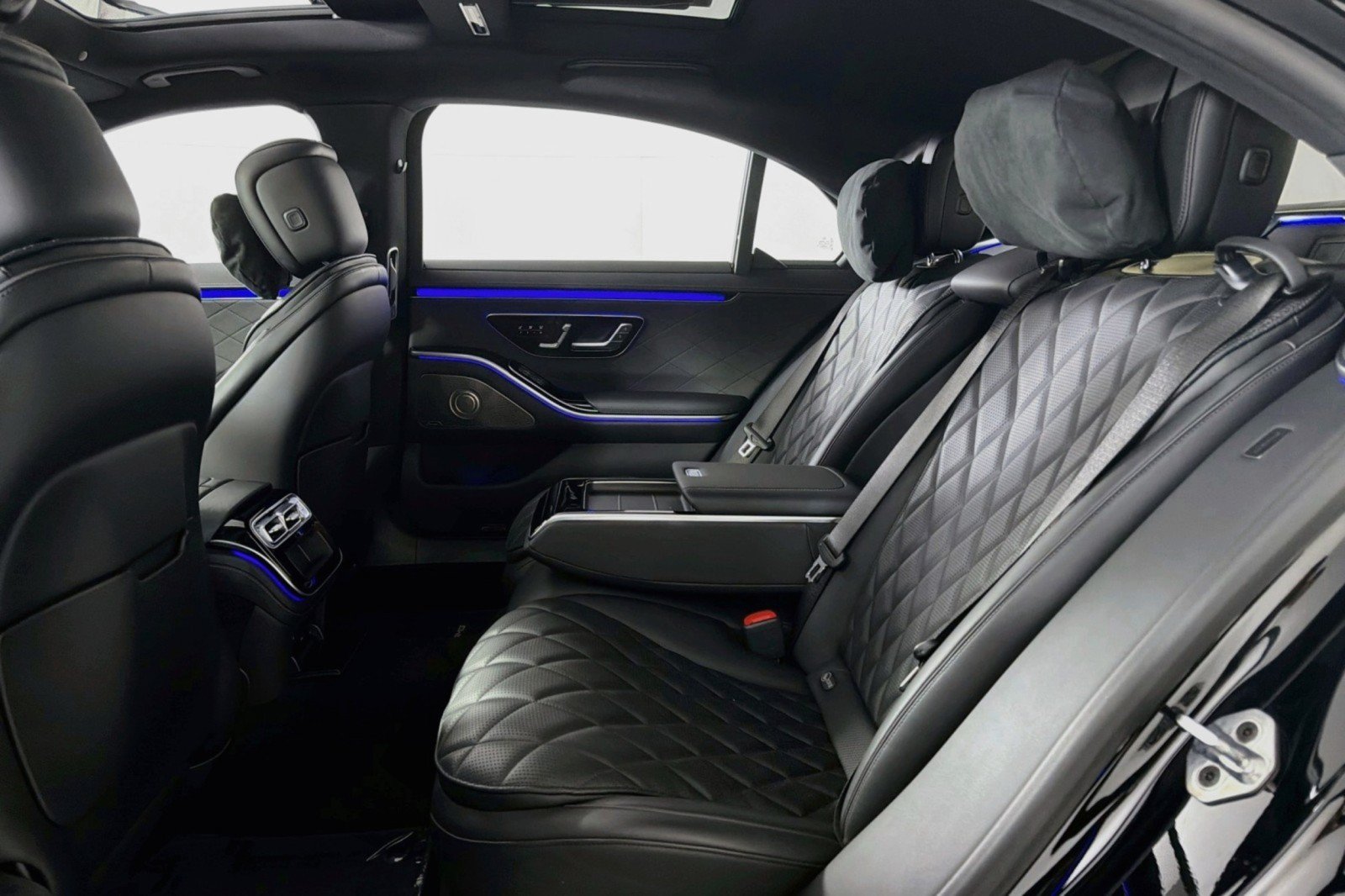 Certified 2022 Mercedes-Benz S 580 4MATIC Sedan image 9