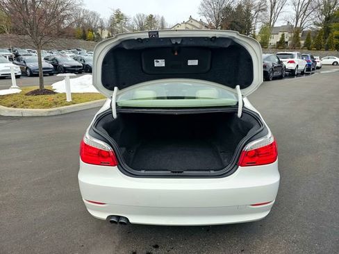 Used 2010 BMW 528i xDrive Sedan image 10