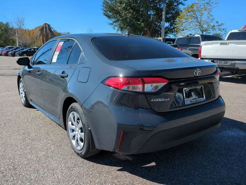 New 2026 Toyota Corolla LE FWD image 4