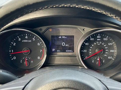 Used 2021 Kia Sedona EX image 25