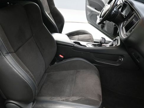 Used 2022 Dodge Challenger R/T w/ Plus Package image 14