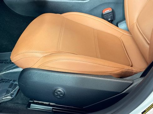 Certified 2025 Mercedes-Benz C 300 4MATIC Sedan image 18