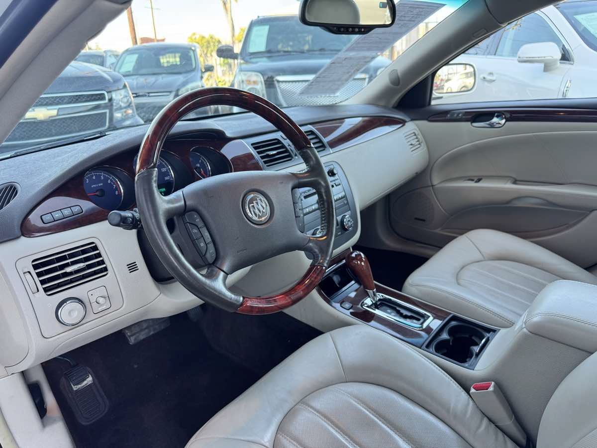 Used 2008 Buick Lucerne CXS FWD image 30