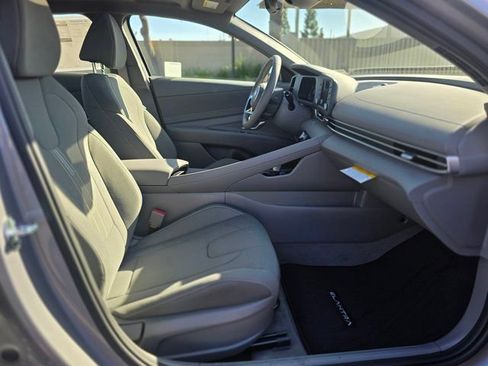 New 2026 Hyundai Elantra SEL Sport image 9
