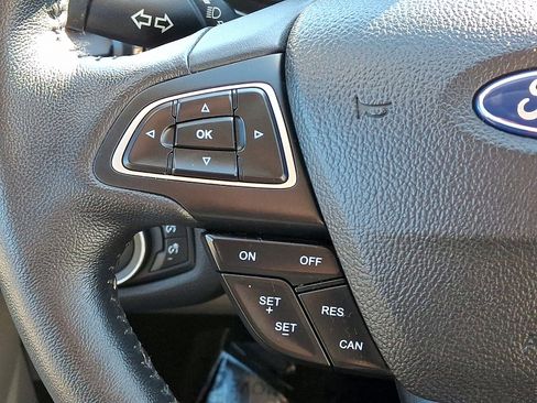 Used 2018 Ford Escape SEL image 25