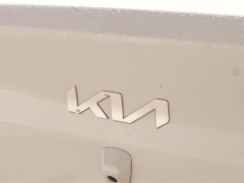 Used 2023 Kia Rio LX image 11