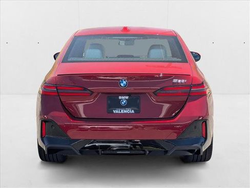 Used 2026 BMW 530i w/ M Sport Package image 8