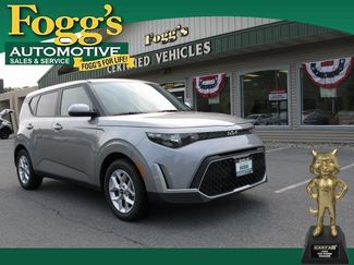 Used 2025 Kia Soul S image 1