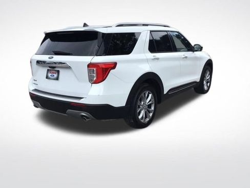 Used 2023 Ford Explorer Limited w/ Equipment Group 301A RWD image 5