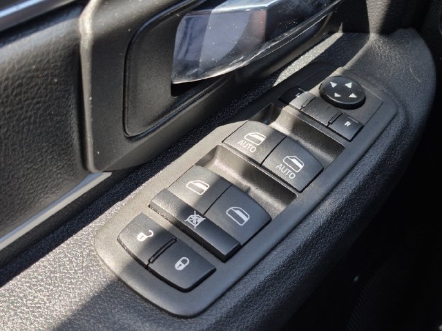Certified 2022 RAM 1500 Warlock w/ Electronics Group AWD/4WD image 9