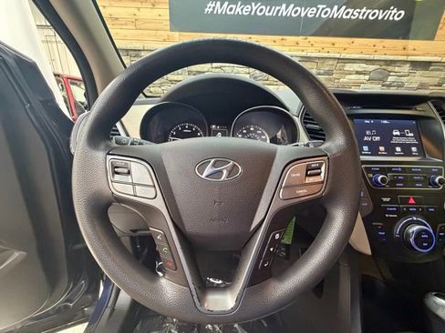 Used 2018 Hyundai Santa Fe SE AWD/4WD image 15