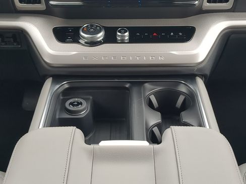 New 2026 Ford Expedition Max Active image 17