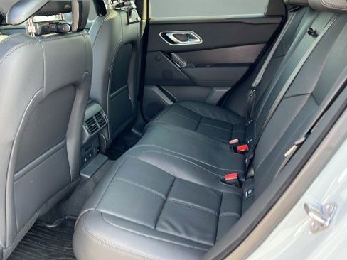 New 2026 Land Rover Range Rover Velar Dynamic SE image 22